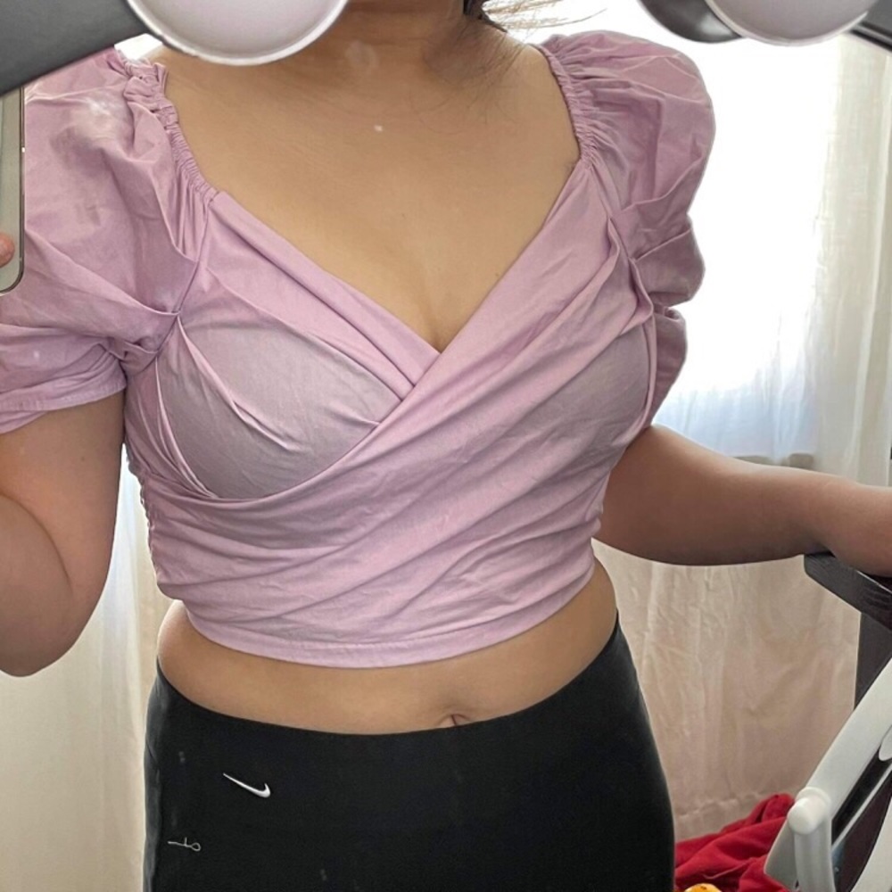Balloon Sleeved Crop Top